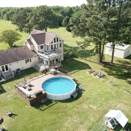 Spacious waterfront farmhouse with amazing views and kayaking