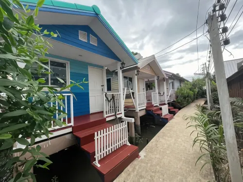 Se'Sun Amphawa - balcony