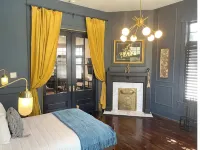 Sparkling pool • Historic 6-BR Oasis Near Downtown - مسبح خاص