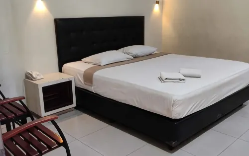 Hotel Golden Vella - Bintang 2