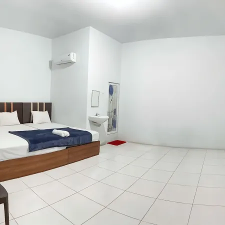 Metro Inn