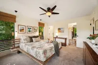 Hawaiian-style Oceanfront Villa - Outrageous Views, Beach Access, Ahh! - balcony