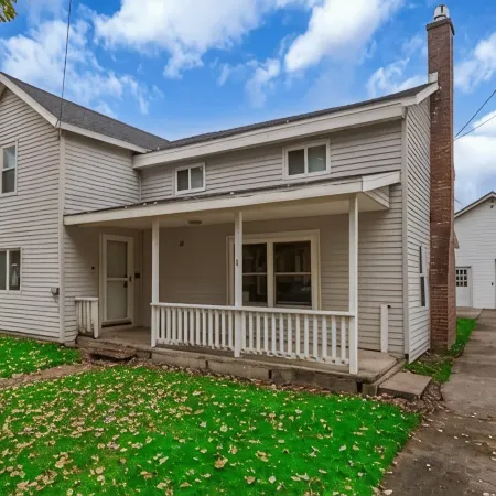 Private Patio Oasis + Fenced In Backyard + In Town! Pet & Family Friendly!
