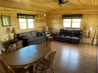 Cozy Newly Built Cabin with Scenic Views - Chalets