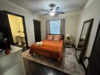 Casa Antigua: Historic Villa with POOL & FIRE-PIT Hotels in Cocoa