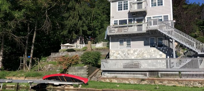 Large Family House On The Lake Hotels in Passaic County
