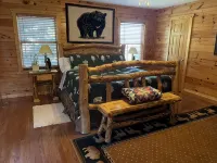 Big Nate Cabin on Lake with Water Trampoline - Boutique