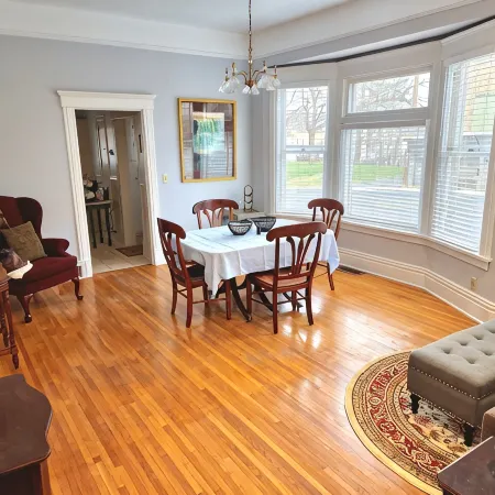 Inviting Home Steps from Lcsc & Downtown Lewiston