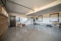 Exquisite Luxury Home with Panoramic Mountain Views & First-Class Amenities - Wifi