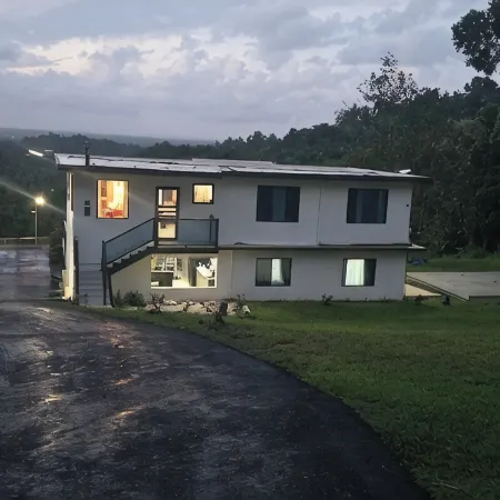 Private Pickleball Oasis + Pool – 15 Min to Beaches & El Yunque, 30 Min Airport