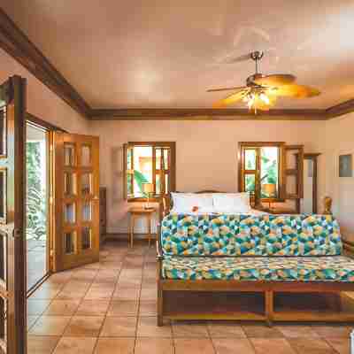 Ocean Cliff Hotel Negril Limited - Adults Only Rooms