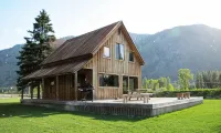 Rolling Huts - Pet friendly