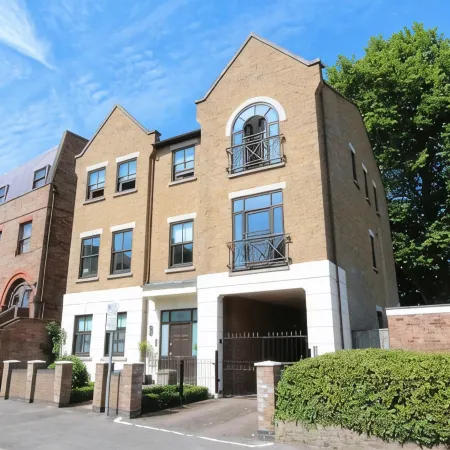 Hampden Apartments - the Catherine