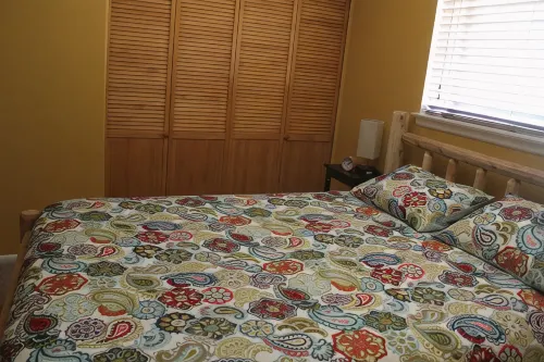 Near everything. Surrounded by parks, and trails. Sleeps 6. Basecamp for Montana - บังกะโล