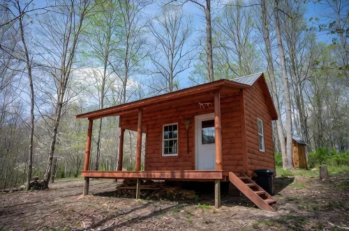 Dogwood Cabin - Off Grid - 3-Star