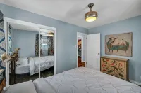 Avalon House - Boutique
