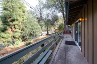 Sequoia House ~ 1 Mile from Park Entrance! - 4성급