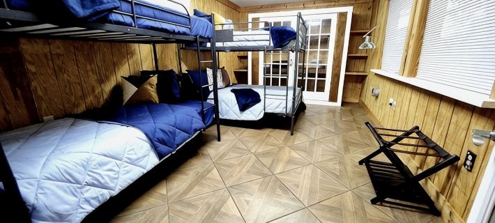Cozy cottage on 8 acres near state park and atv trails. Pet Friendly! Hotels in Okeechobee County