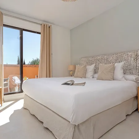 Genteel Home Costa de Nagueles