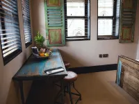 Charter House - parcheggio