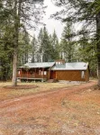 Tastefully updated Cabin with a hot tub! - Wifi