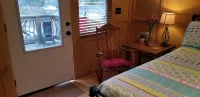 Private Upper Room w/large soaking tub/shower with view of 7 Sisters Mountains! - 3성급