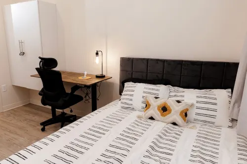 Cozy 1-bedroom Coffee House: Central to Research Triangle - Homestays