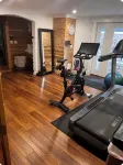 Hewitt Onion Tower Victorian charm in heart of Marquette- Cozy Fireplace - Gym