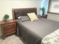 Newly remodeled, Old Town 3 BR, 1.5 Bath Walk Everywhere - Homestays
