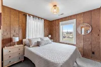 Wright Salty/One Block to Beach/Dog Friendly/Ocean Views/Covered Outdoor Space - 3-نجوم