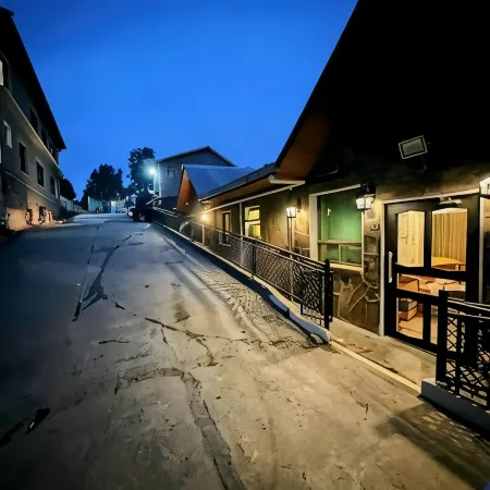 Royal Serviced Cottages