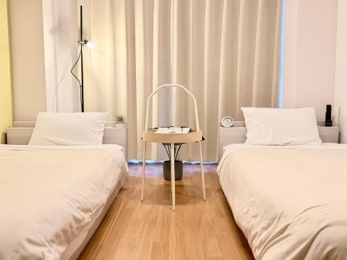 Toyoko no Yoko 301 - balcón