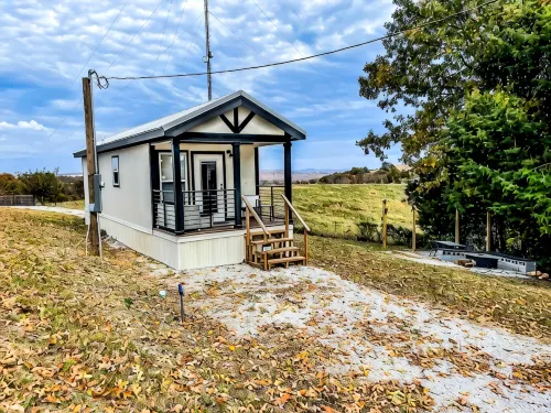The Holiday Armadillo • AR Tiny House - WiFi