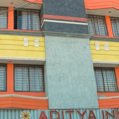 Aditya Inn Các khách sạn gần Ngọn hải đăng cũ