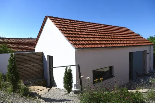Modern detached vacation home for two on the edge of the village in the Bavarian Rhön. - 民泊