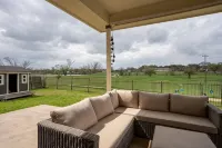 2 King Beds in This Relaxing Home on the Greenbelt. - Wifi