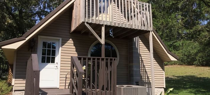 Fairytale cottage in Chickamauga, GA Hotéis em Walker County