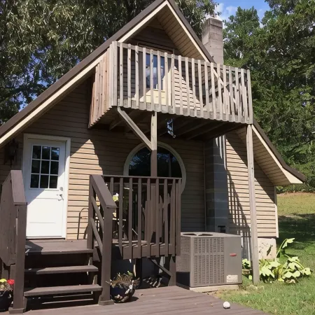 Fairytale cottage in Chickamauga, GA