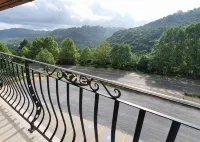 Sky Palace Hotel - Mountain view