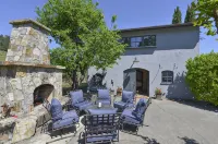 St. Helena, Walk to Town, Pool, One Acre/Vineyard-Replanting, Permit STR25-001 - Boutique