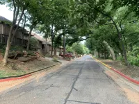 Wooded Area Near Uco & Hospitals with Neighborhood Pool. - 4-Star