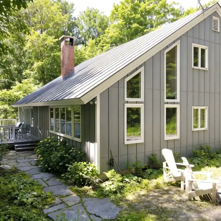 Spacious Home <1 Min from Lincoln Peak! Fits the Whole Extended Family