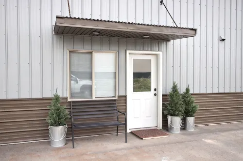 Urban & Hip Suite in the Warehouse District, Pets Allowed - Wifi