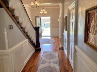 Delightful Victorian home with 6 bedrooms in downtown Fort Mill - Wifi