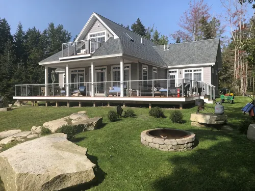 Spectacular ocean front House w/private beach - Wifi