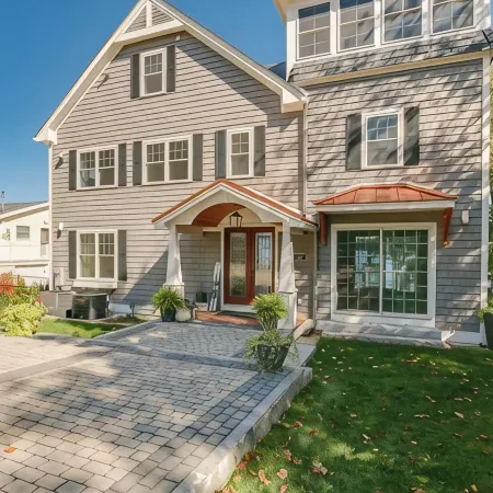 Waterfront Lake Winnipesaukee Luxury Family House with  Private Water-Dock+ More