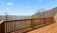 Mountain Views + Walk to Overlook Barn, Slopes, Fred's & White Wolf! - con vistas a la montaña