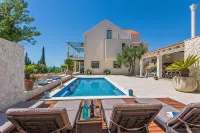 Luxury Villa Dolce Vita with Pool - Villas