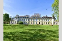 Chateau de Ravenel - 駐車場