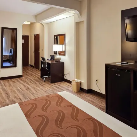 Quality Inn & Suites Near St Louis and I-255 Hotels in Sankt Clair County